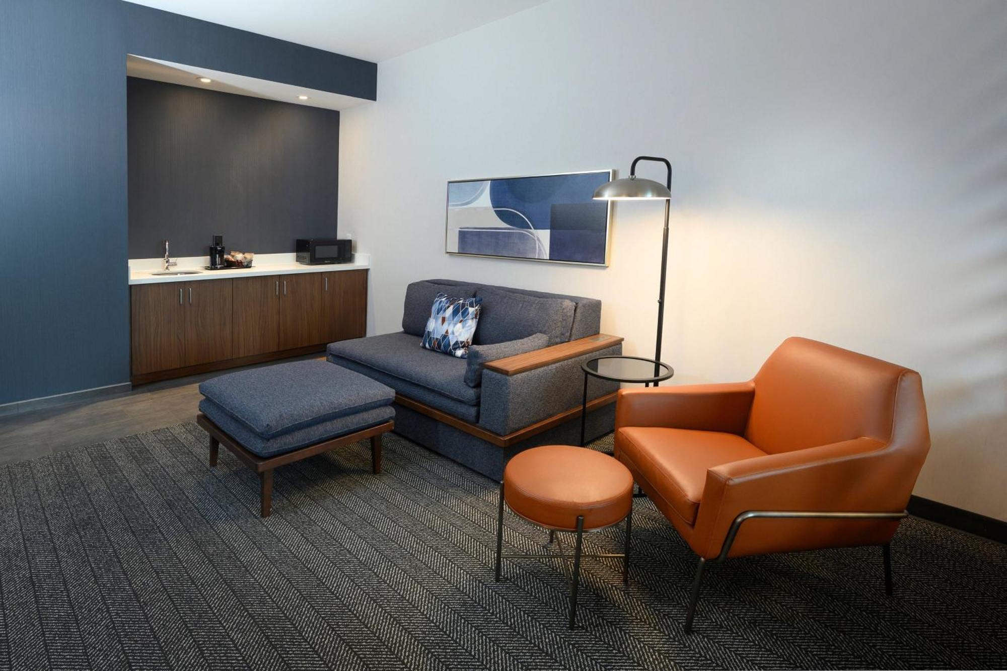 Courtyard By Marriott Charlotte Waverly Ballantyne Exterior photo