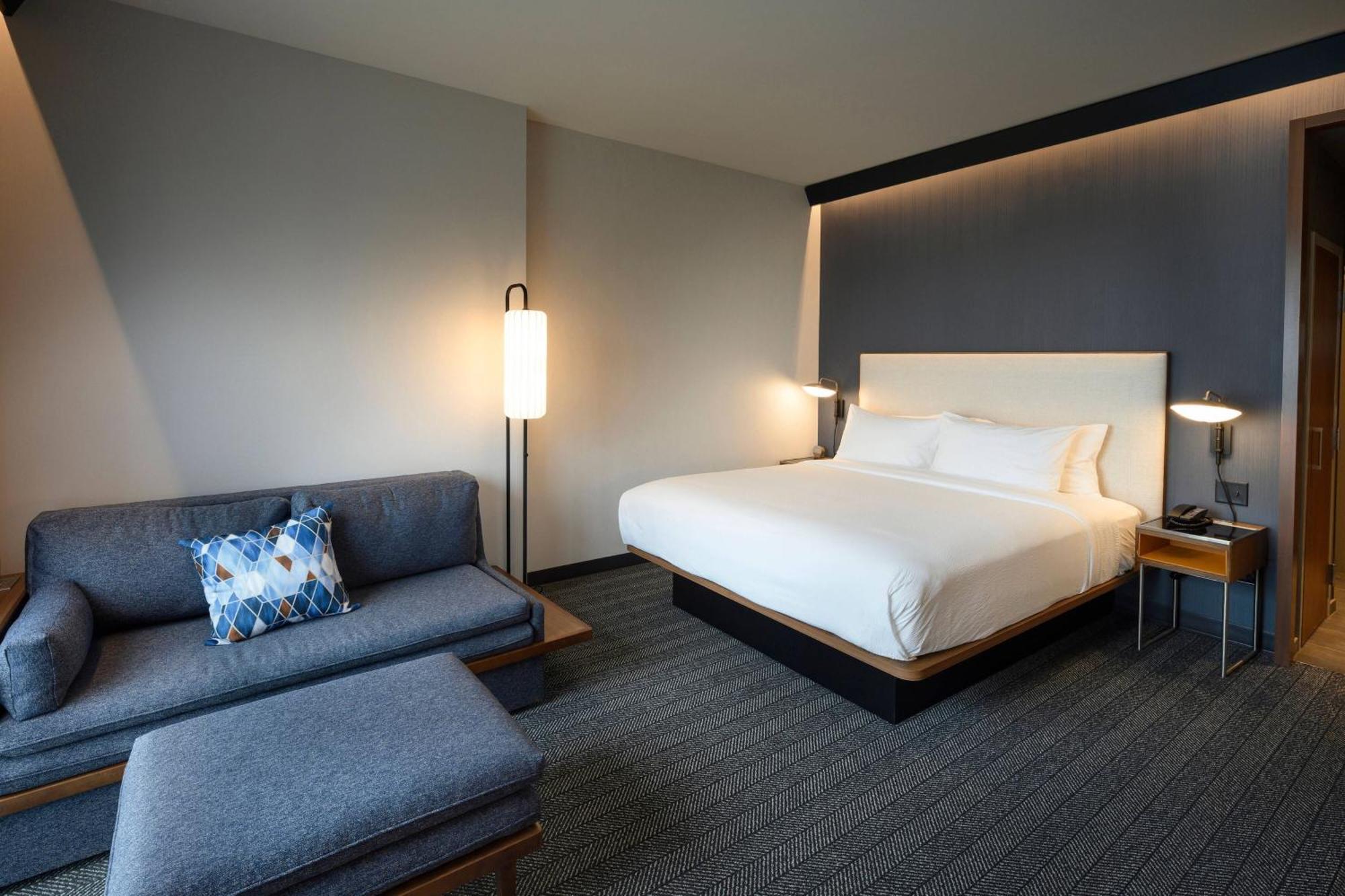 Courtyard By Marriott Charlotte Waverly Ballantyne Exterior photo