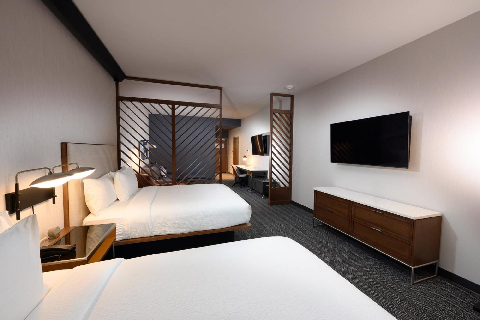 Courtyard By Marriott Charlotte Waverly Ballantyne Exterior photo